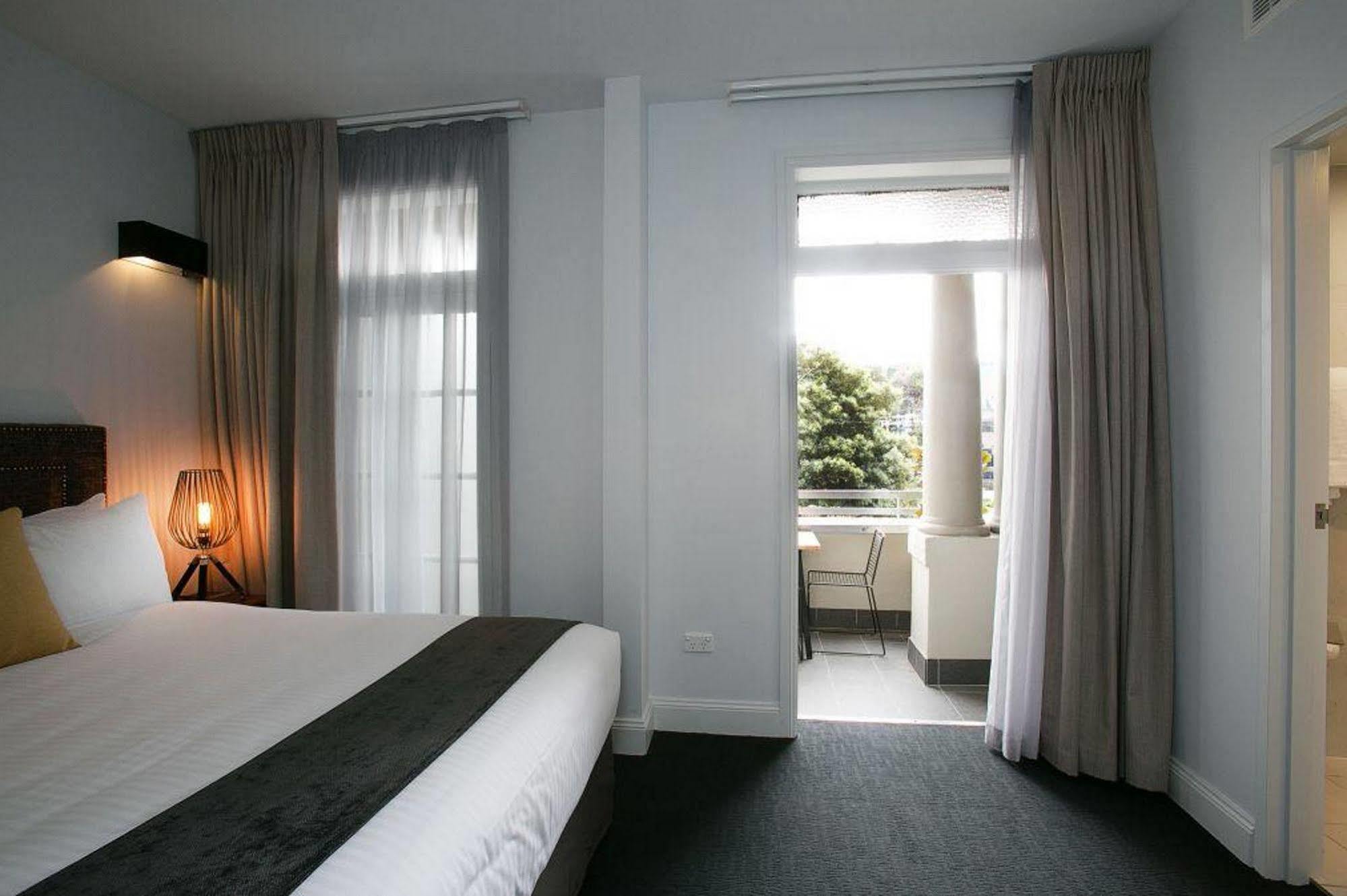 The Lucky Hotel Newcastle Kültér fotó